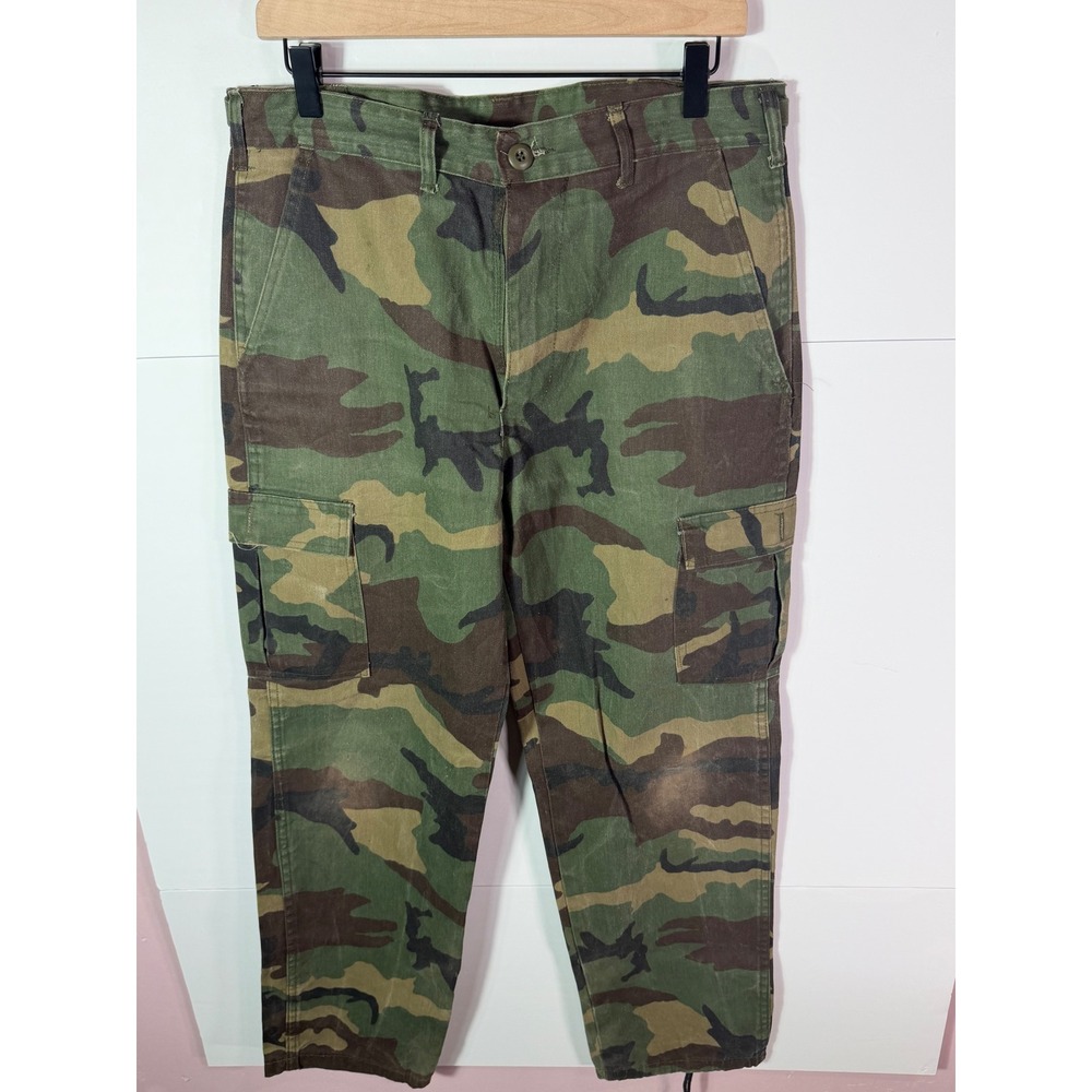 Ranger Woodland Camo Cargo Pants Mens Medium Made in USA Adjustable Waist 32x31